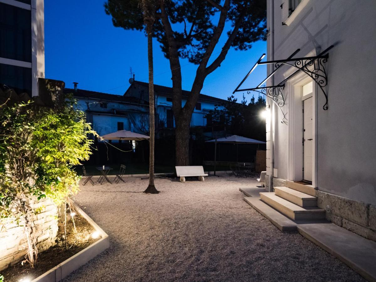 B&B Villa Tozza Senigallia Exterior photo